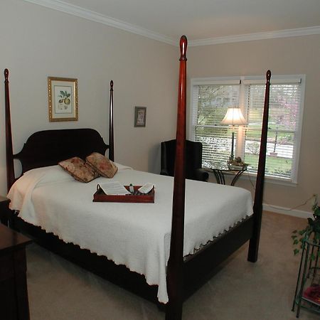 The Garden Inn Bed & Breakfast At Bee Rock Monterey 외부 사진